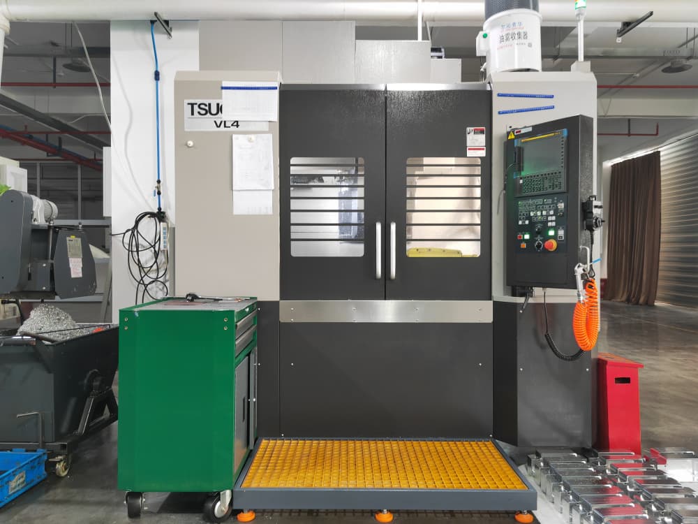 Five-axis machining center