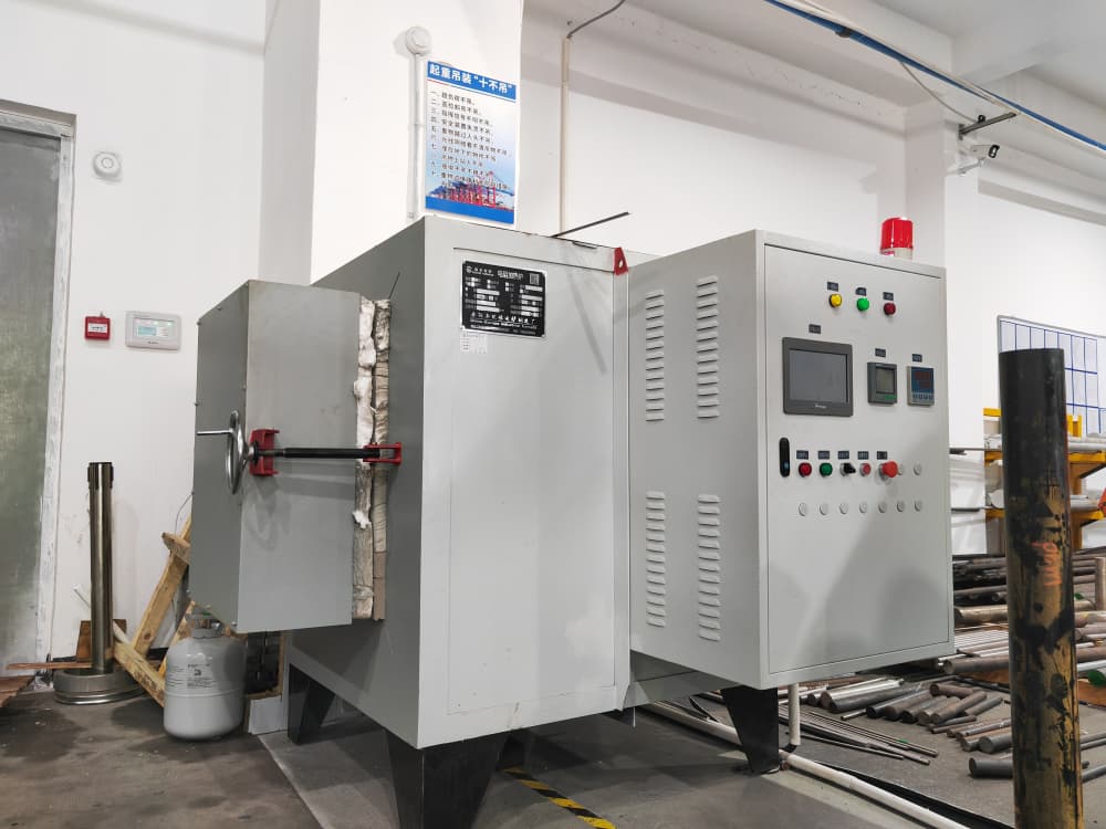 Heat treatment equipment